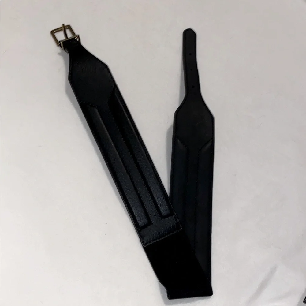 Women's‎ Black Leather Stretch Belt Size M/L